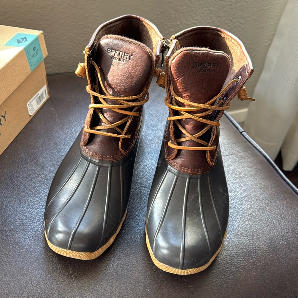 Womens Sperry duck boots